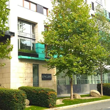 Diamond River Karlin Apartment